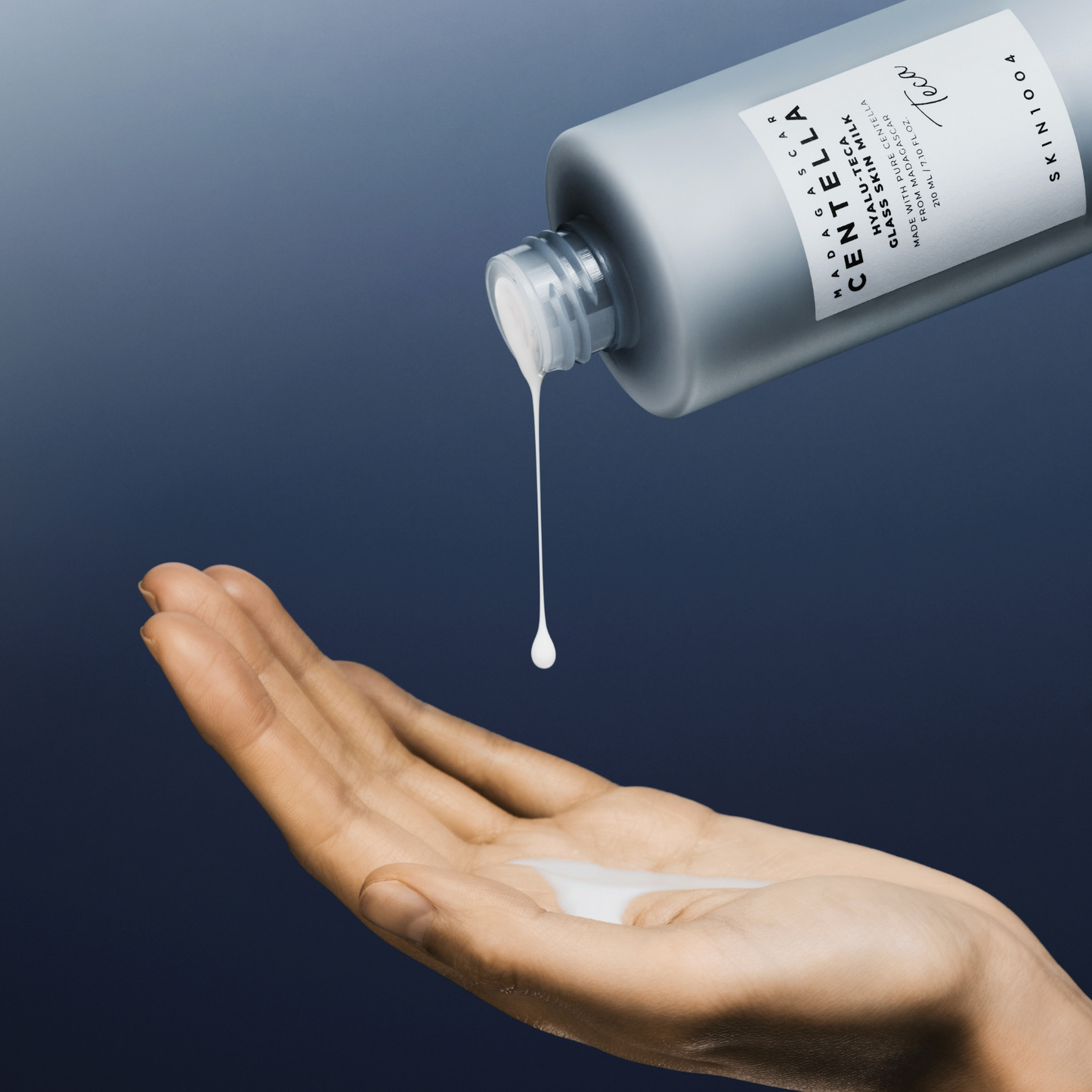 Madagascar Centella Hyalu-Teca Glass Skin Milk - Milky Essence για Glass Skin, Ενυδάτωση & Λάμψη