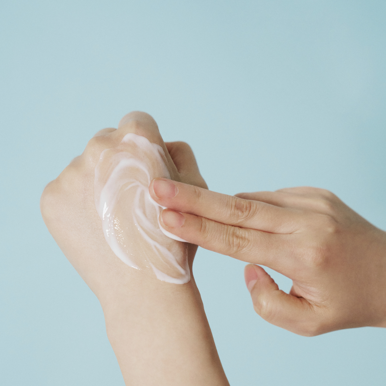 Madagascar Centella Hyalu-Cica Gentle Cleansing Milk - Απαλό Ενυδατικό Γαλάκτωμα Καθαρισμού